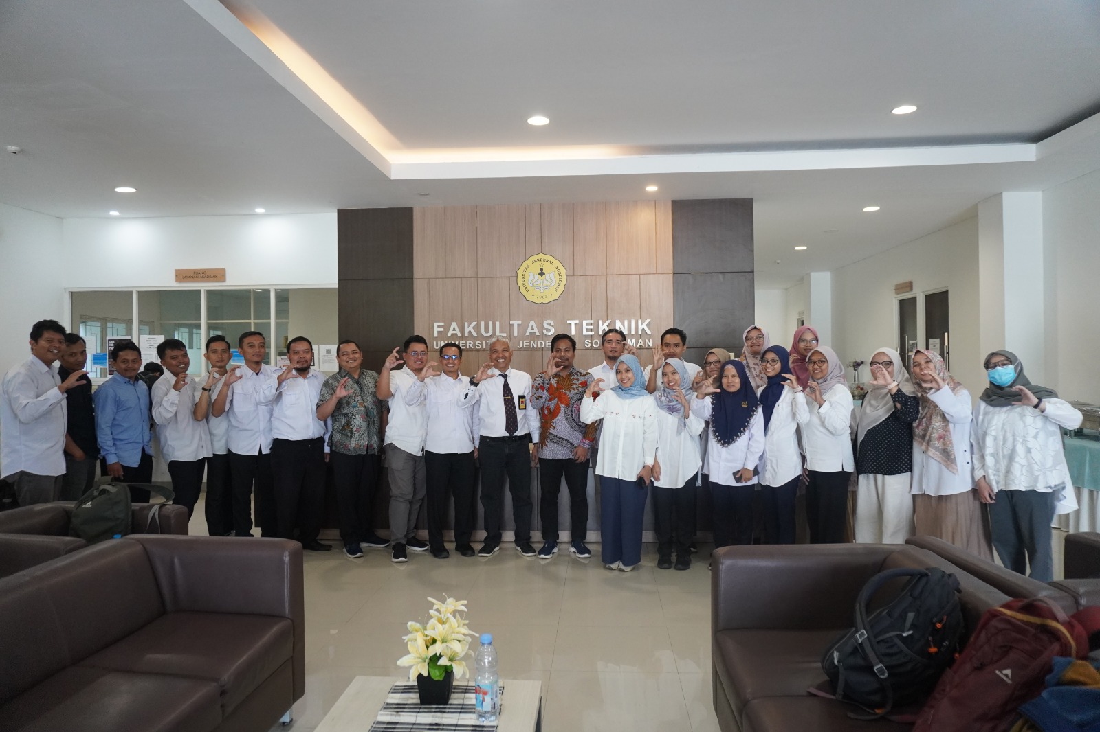 Strategi Penyusunan Proposal Penelitian Bidang Informatika: Wahyono, Ph.D Beri Pembekalan kepada Dosen Unsoed